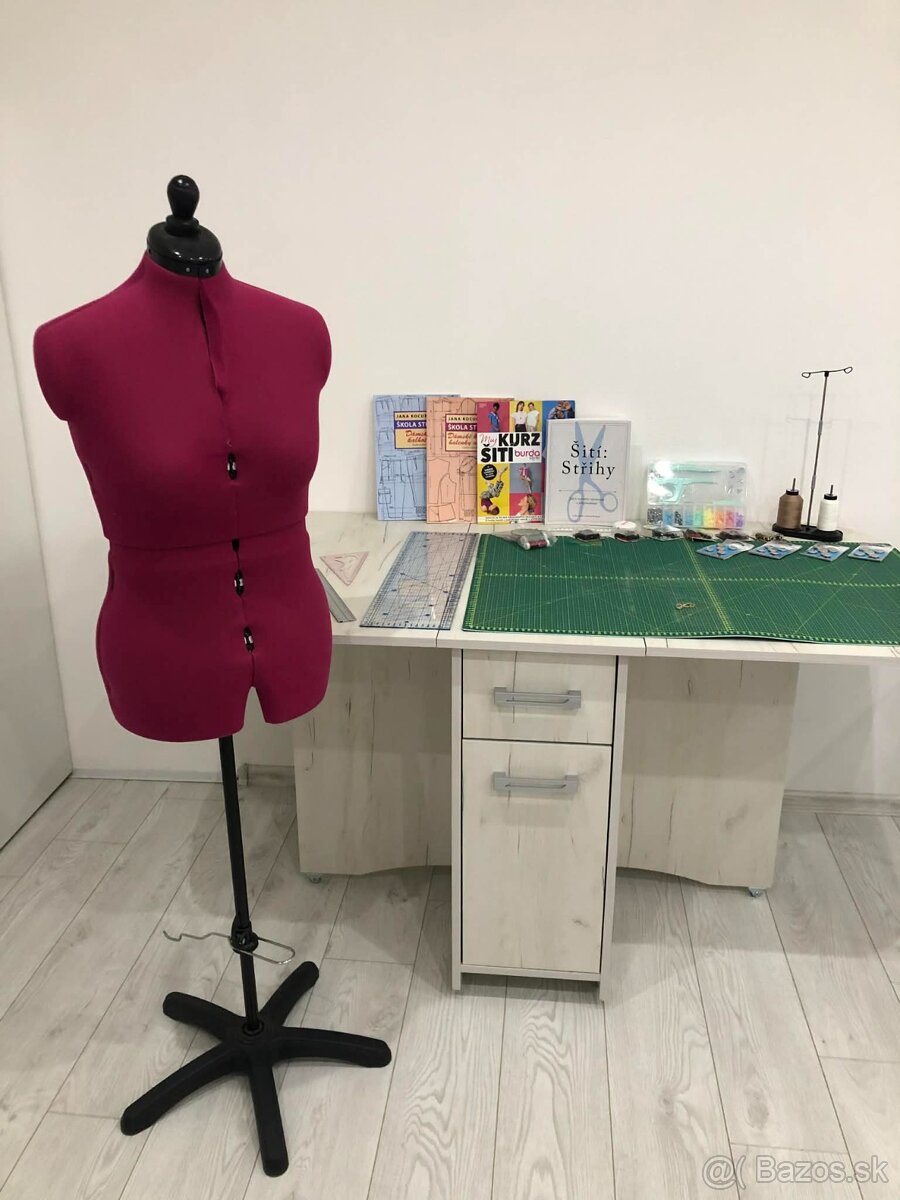 Krajčírska figurina