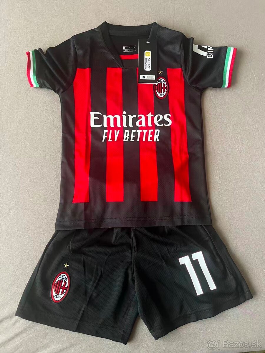 Dres AC Milan - Zlatan Ibrahimovic, vel. S