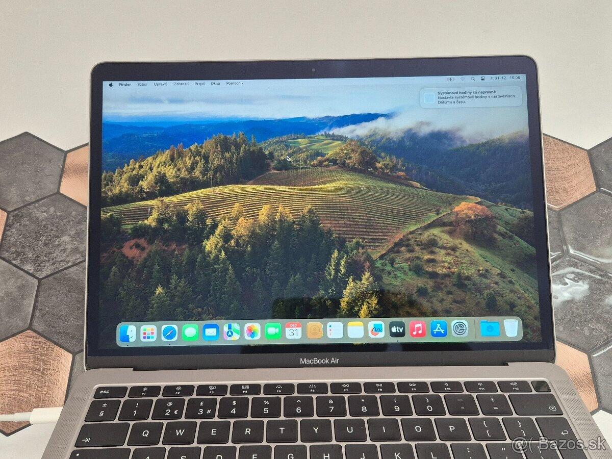 MacBook Air 13" 2018 16+512GB SSD Space Gray | 2 cykly