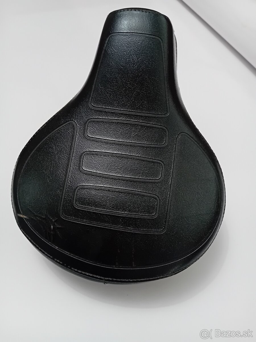 Sedlo BABETTA 210