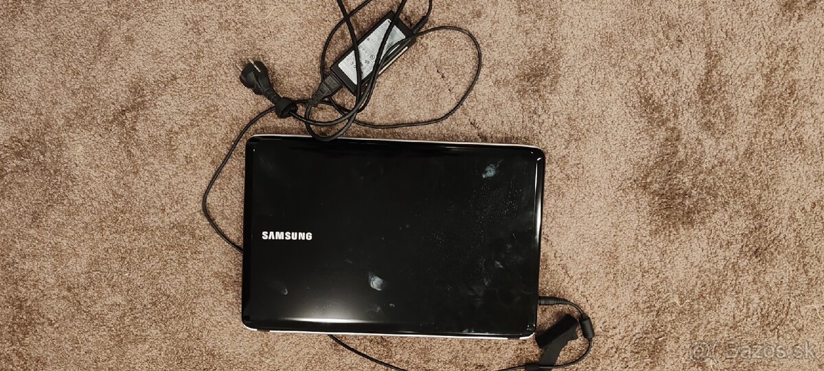 Predám notebook samsung