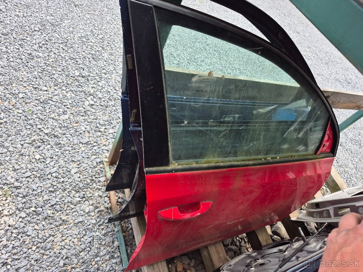 Volkswagen Golf VI 2008-2013 dvere pravé predne