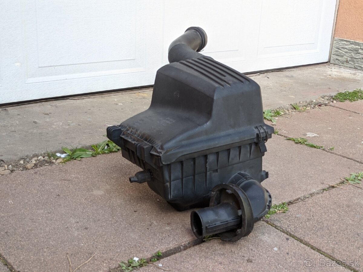 Filter box VW Golf III