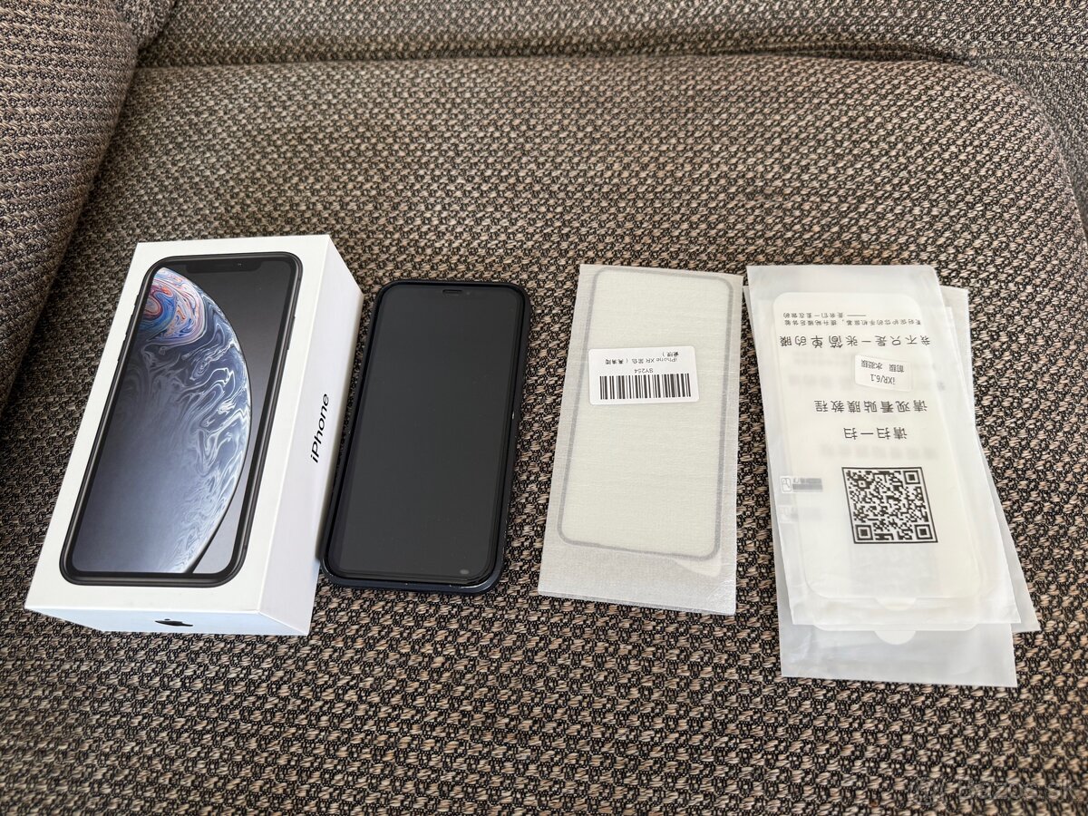 Predam iPhone Xr 64Gb cierny
