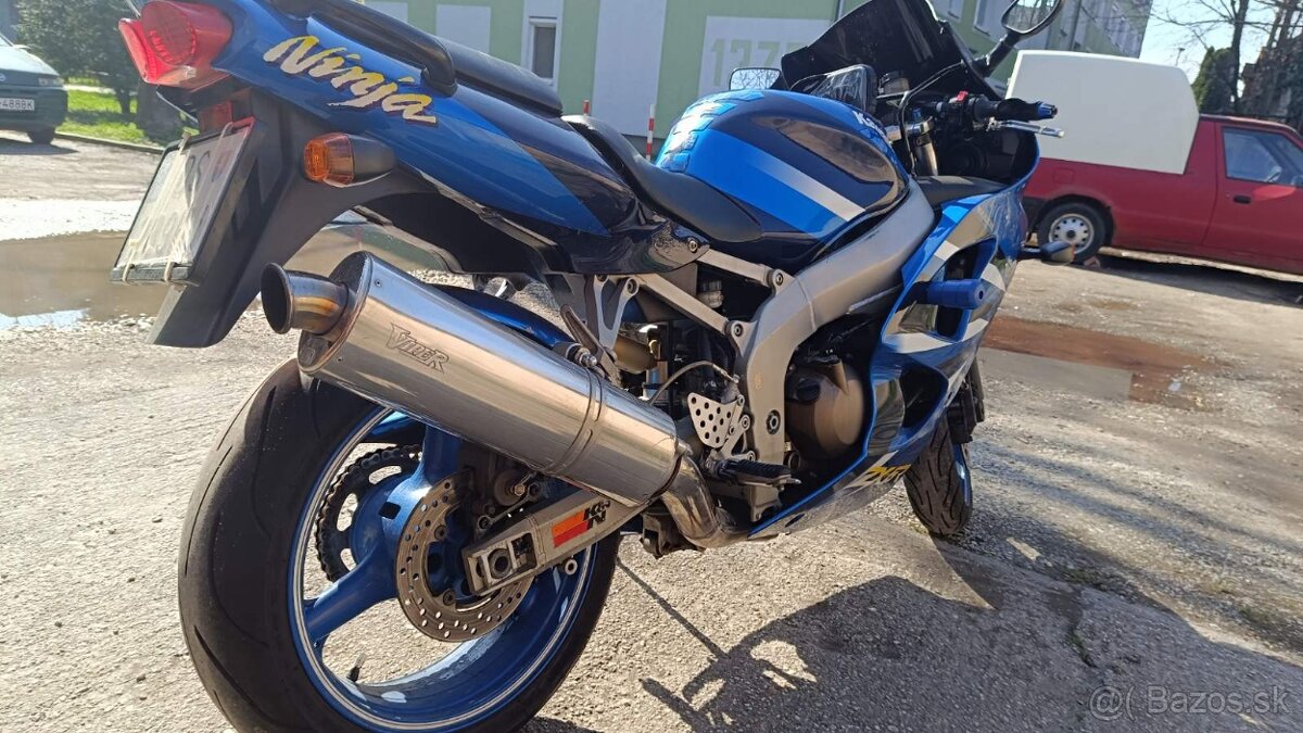 Kawasaki ZX600