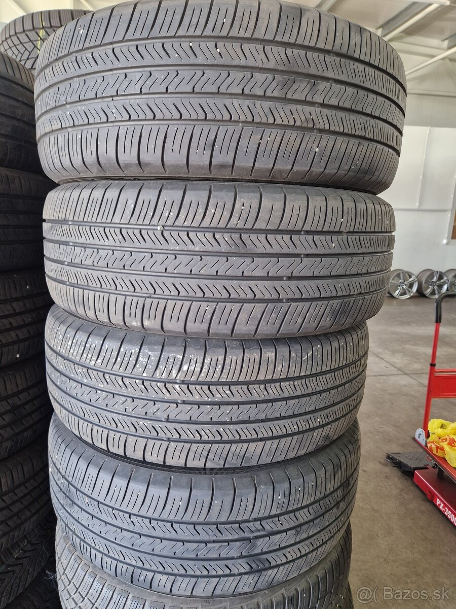 235/55R20 letné