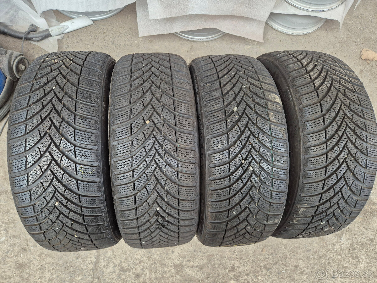 205/45 r17 zimné 4 ks SEMPERIT vyzuté z predvádzačky