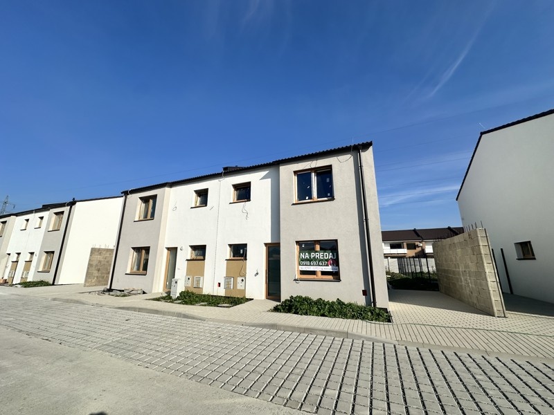 5 IZBOVÝ DOM V ŠTANDARDE Galanta Mládežnícka štvrť 220.000 €