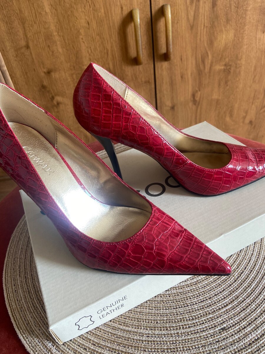 Predám dámske lodičky