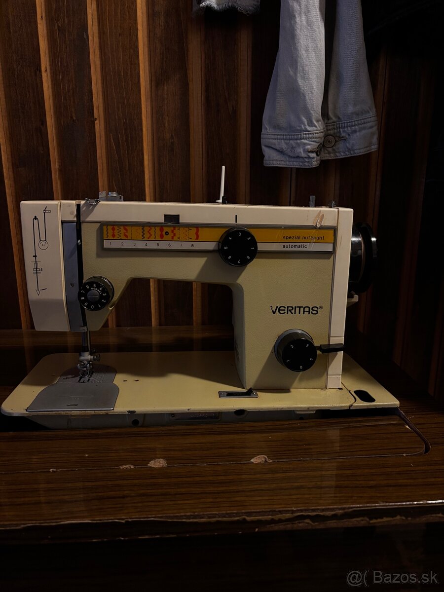 Veritas stolikovy šijací stroj