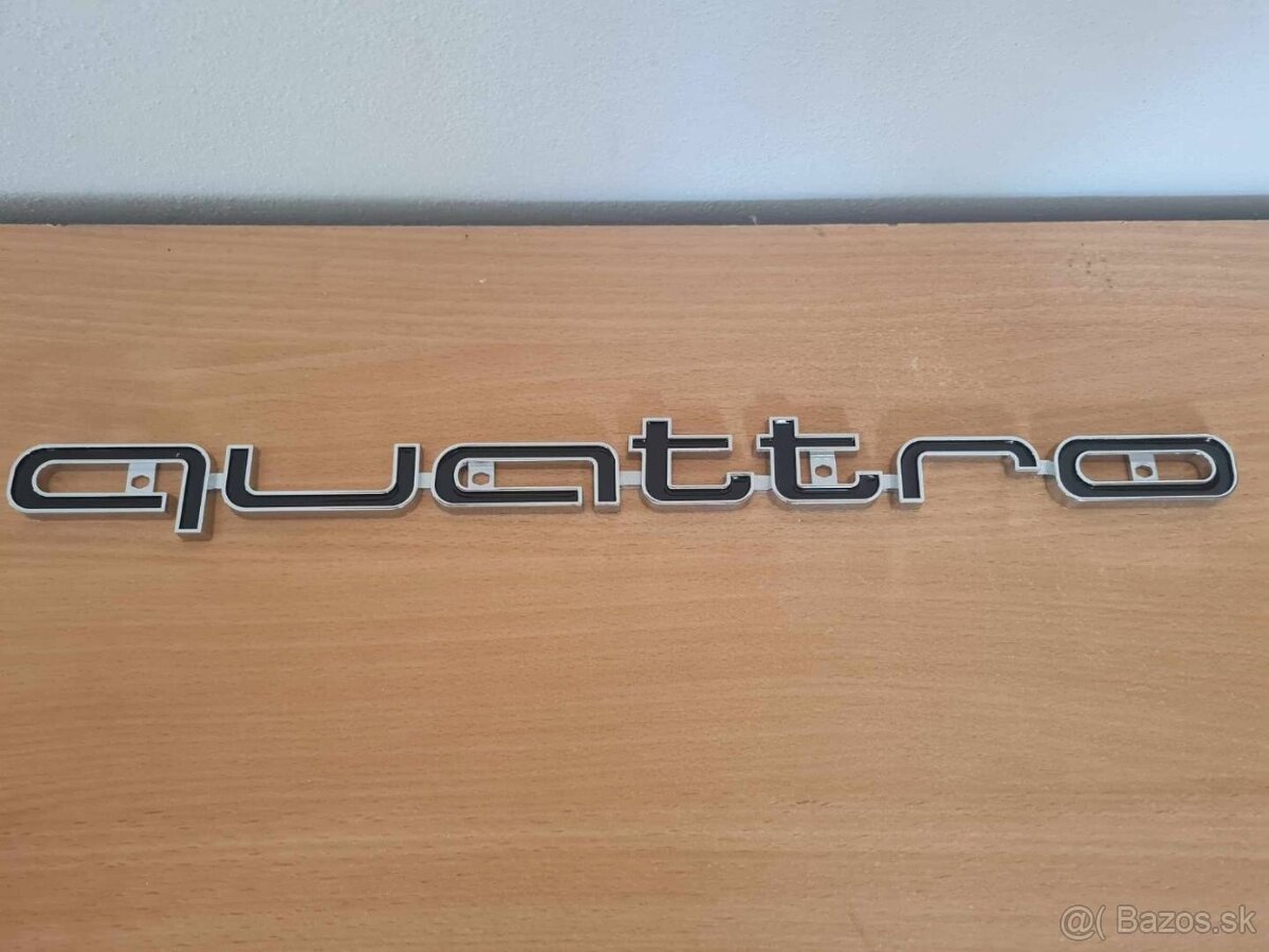 Veľký nápis QUATTRO pre AUDI chrom, čierne, červene