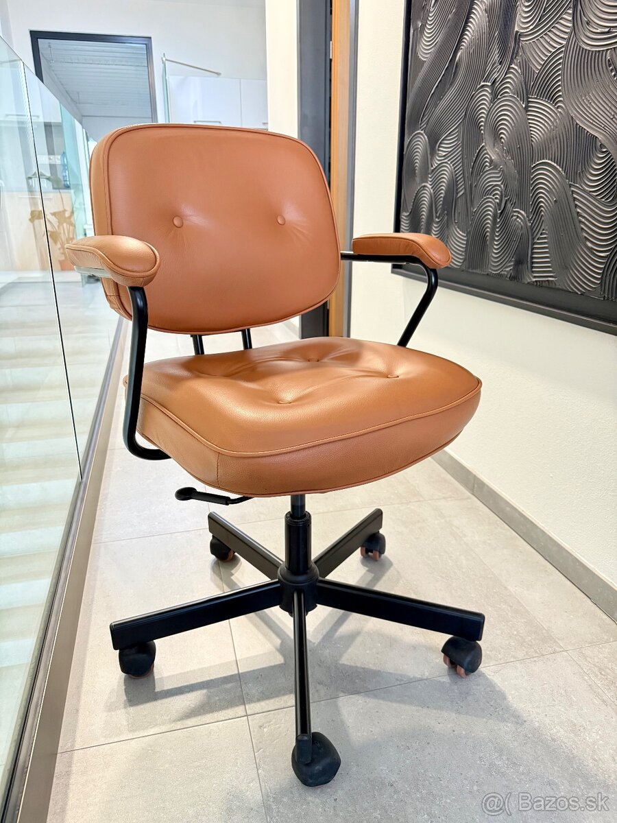 Ergonomická kancelárska stolička IKEA ALEFJÄLL hnedá