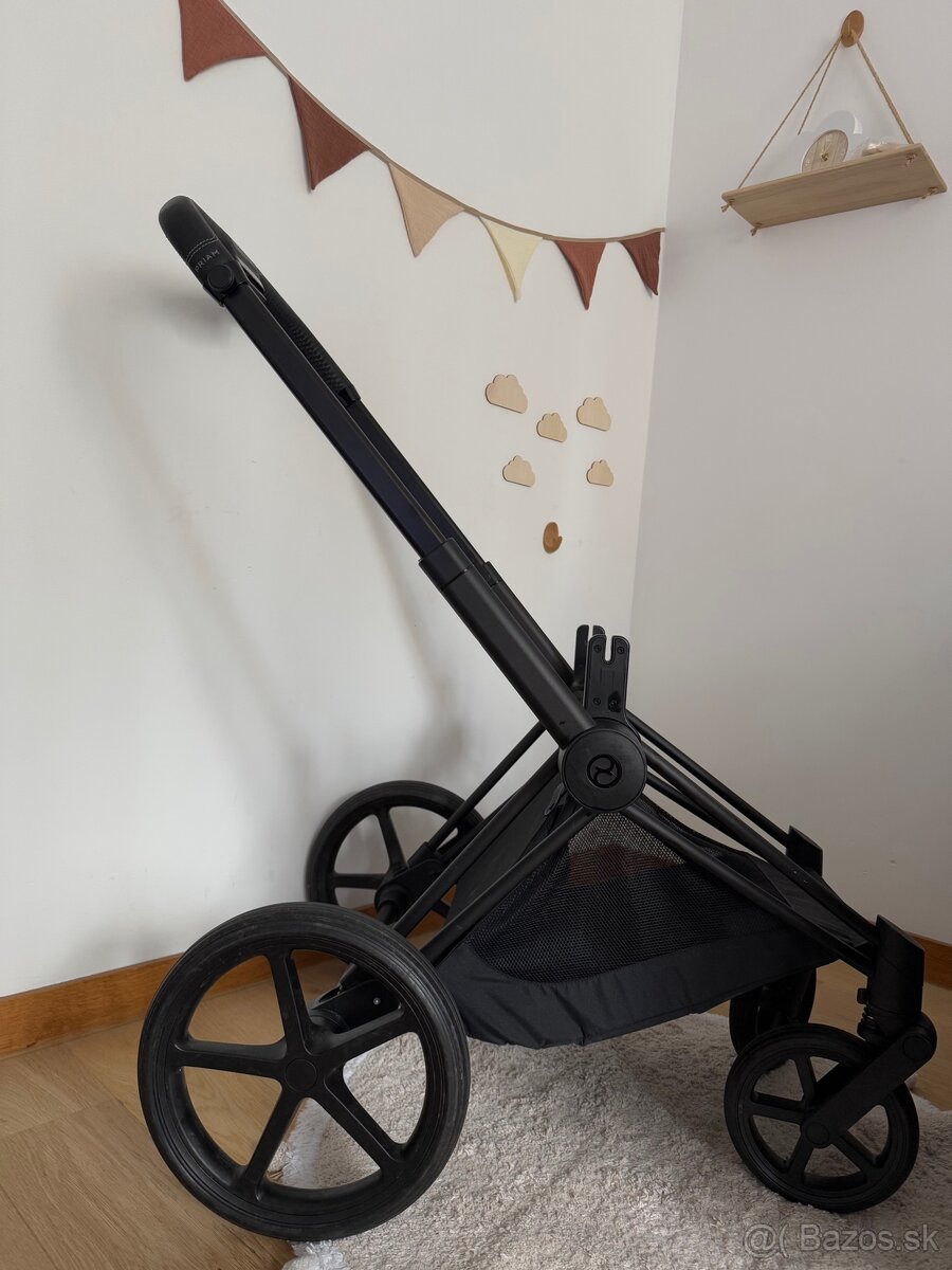 Podvozok cybex priam 4.0 matt black