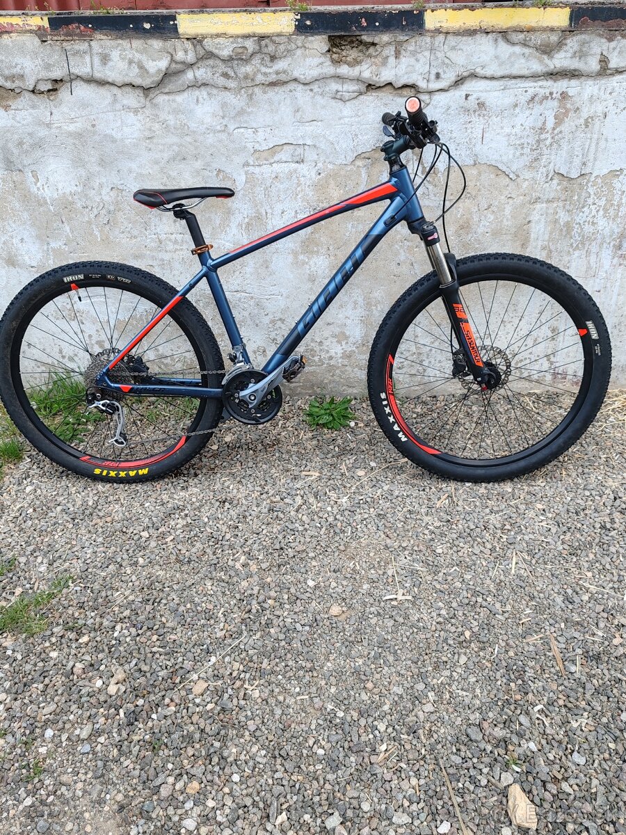 Predám bicykel Giant Talon