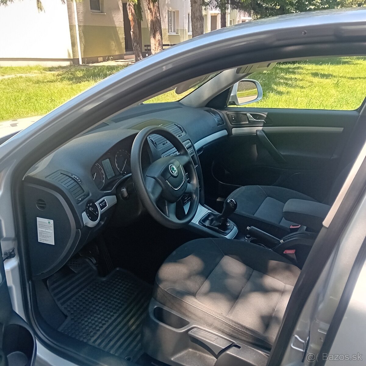 Škoda octavia 1.9 tdi 77kw diesel rok 2011