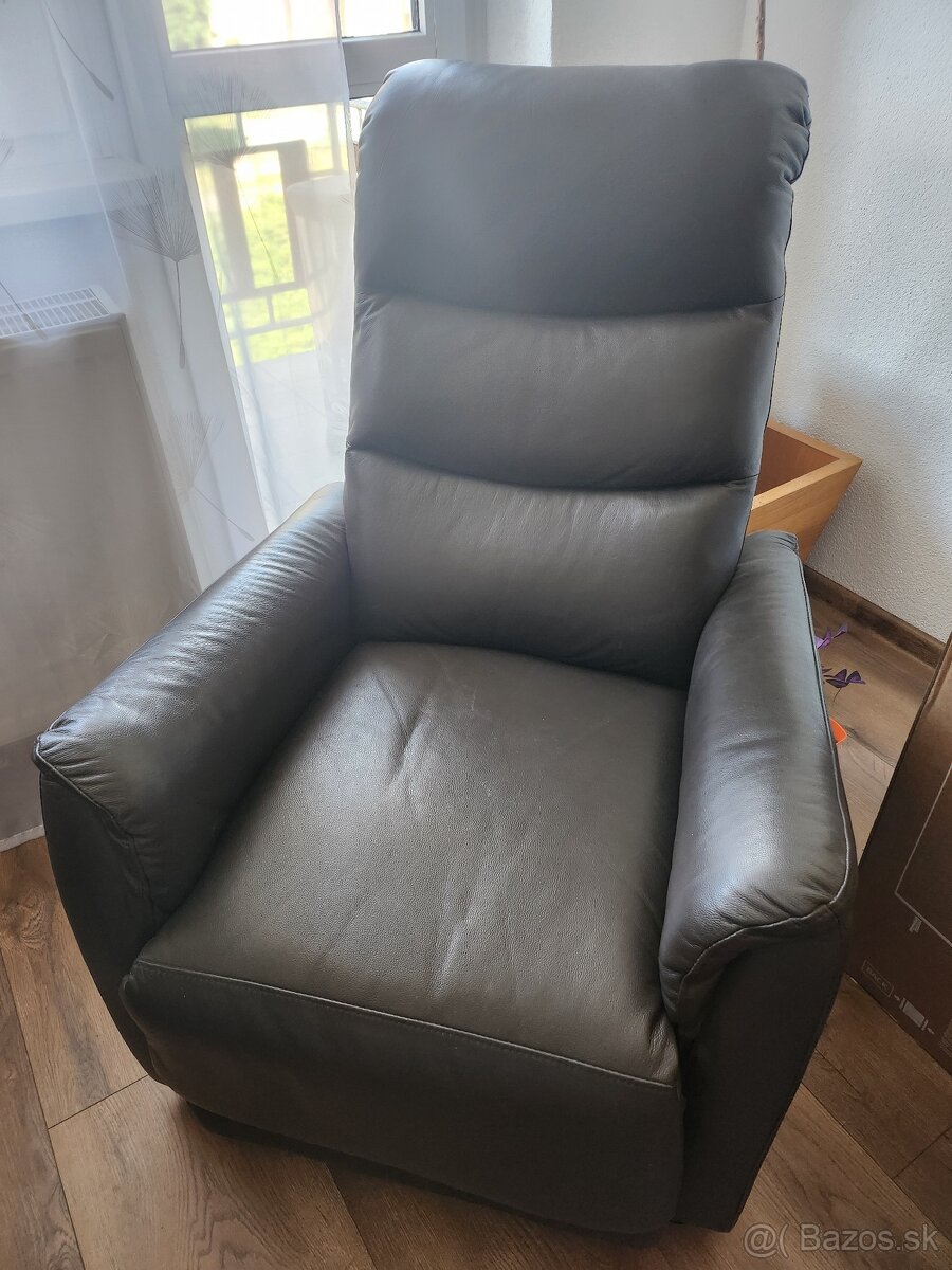 Elektricke kožené kreslo