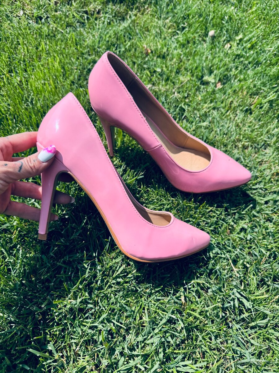 Nove lodicky 39