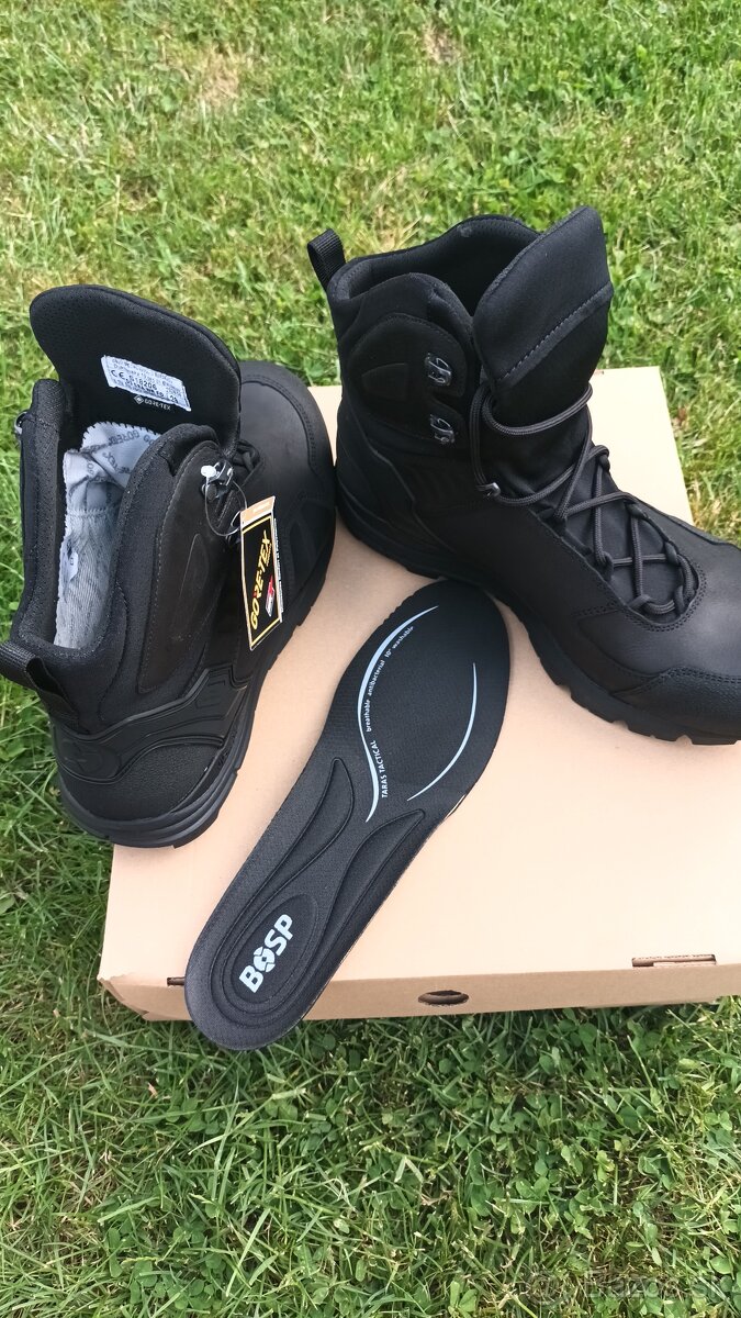 Kanady Goratex 43,5