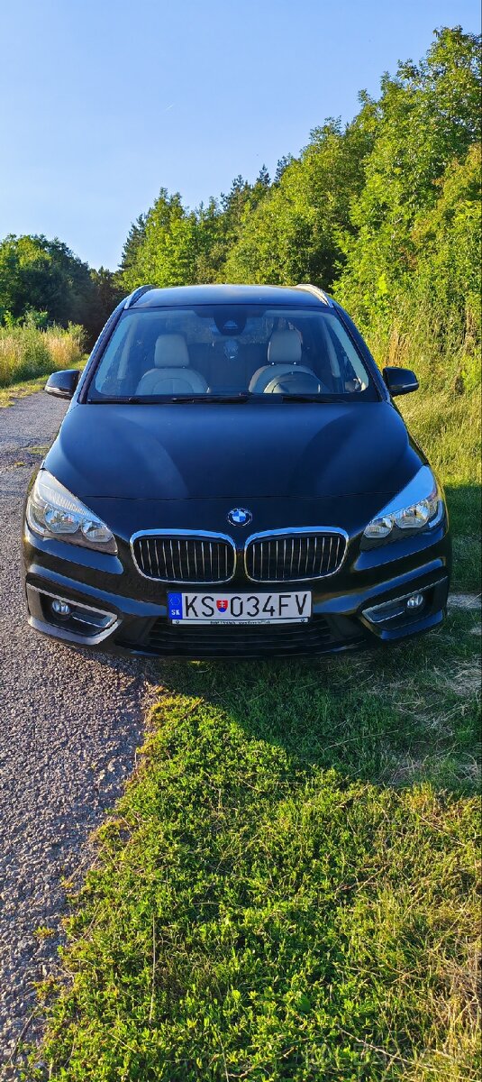 BMW 2 Gran Tourer 218i benzín 7m