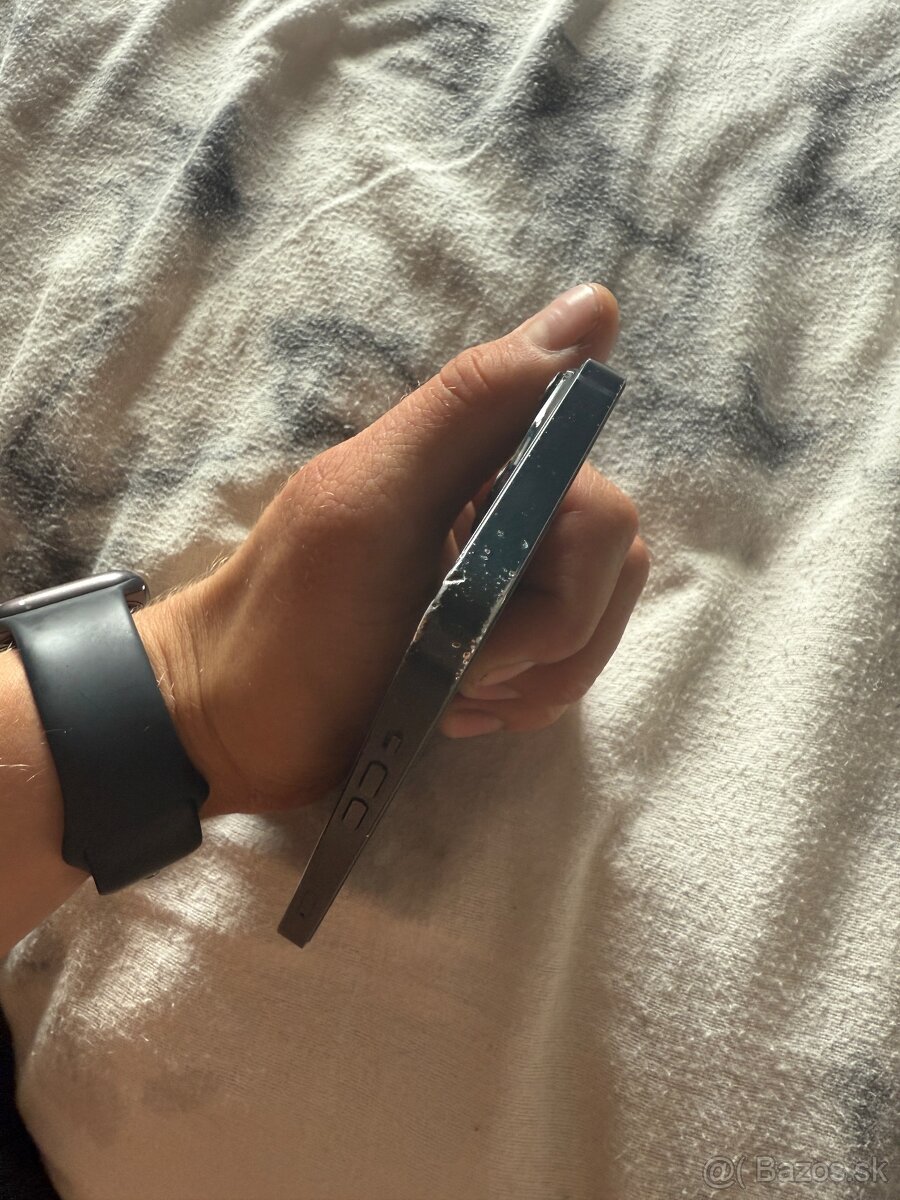 Predám iPhone 14 128gb