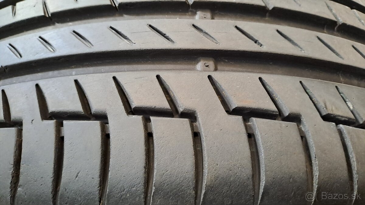 Predám 1ks pekná letná 205/50r17-93Y Continental