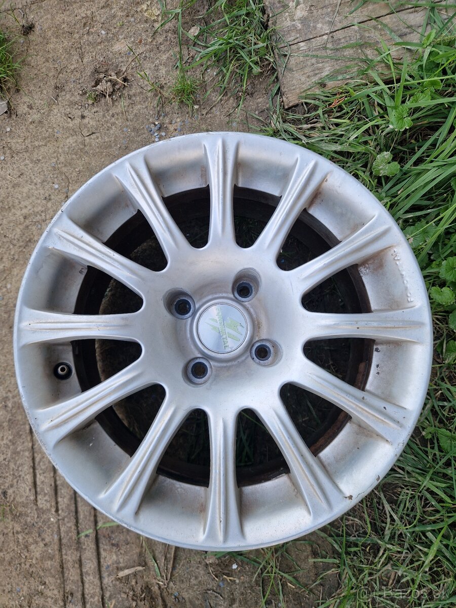 15`Elektrony peugeot 4x108