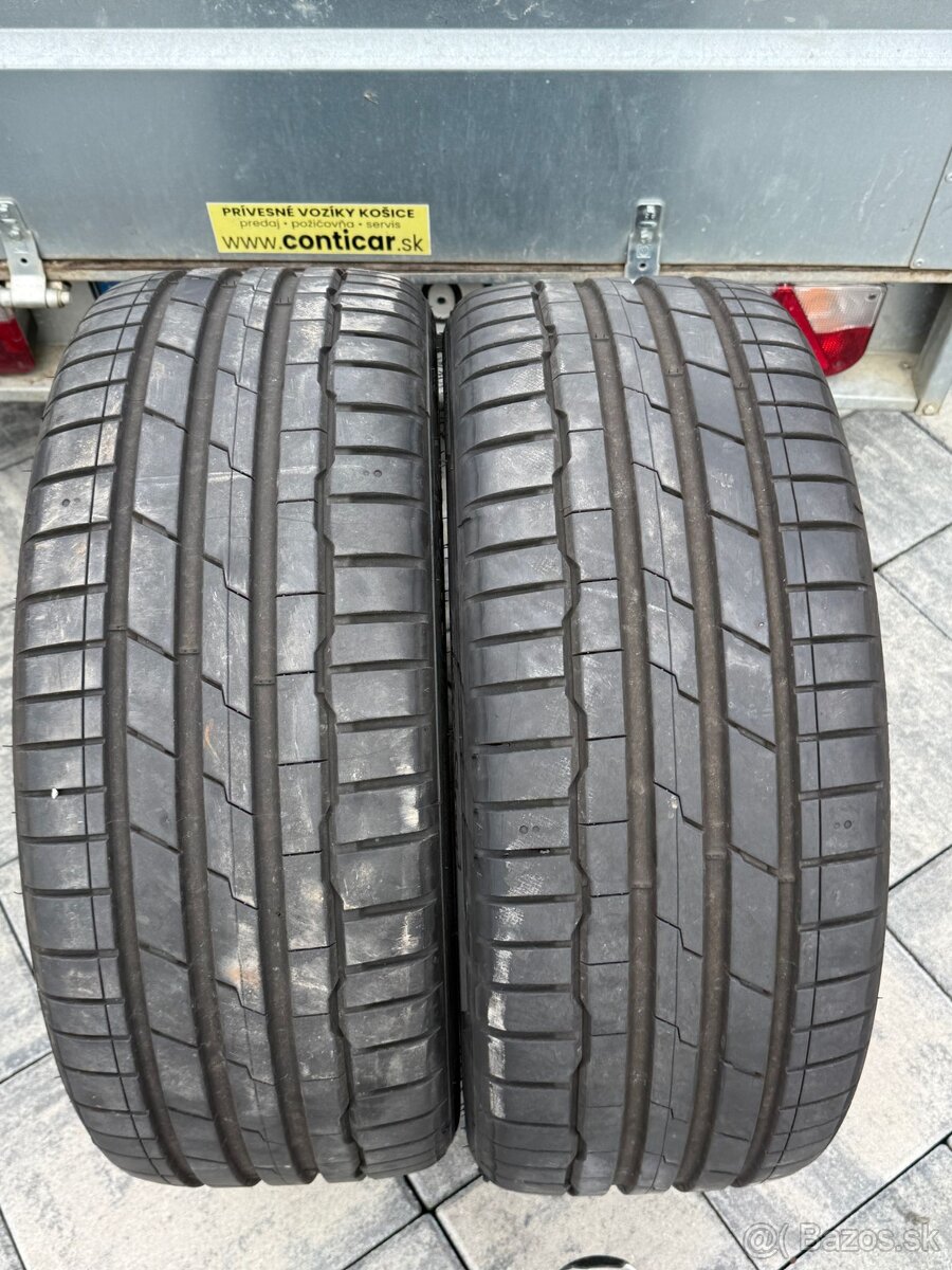 225/40 R19 Hankook, Pirelli