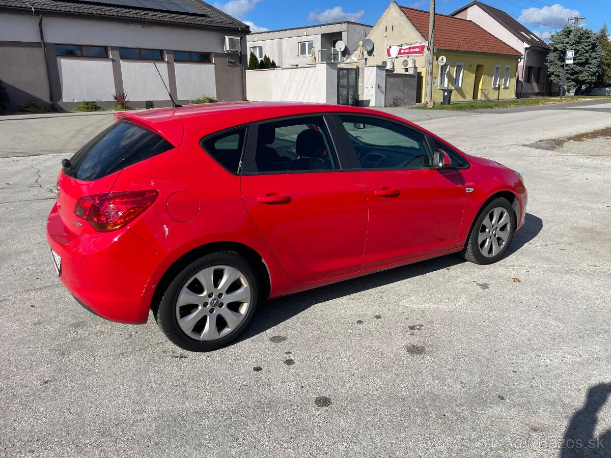 opel astra j