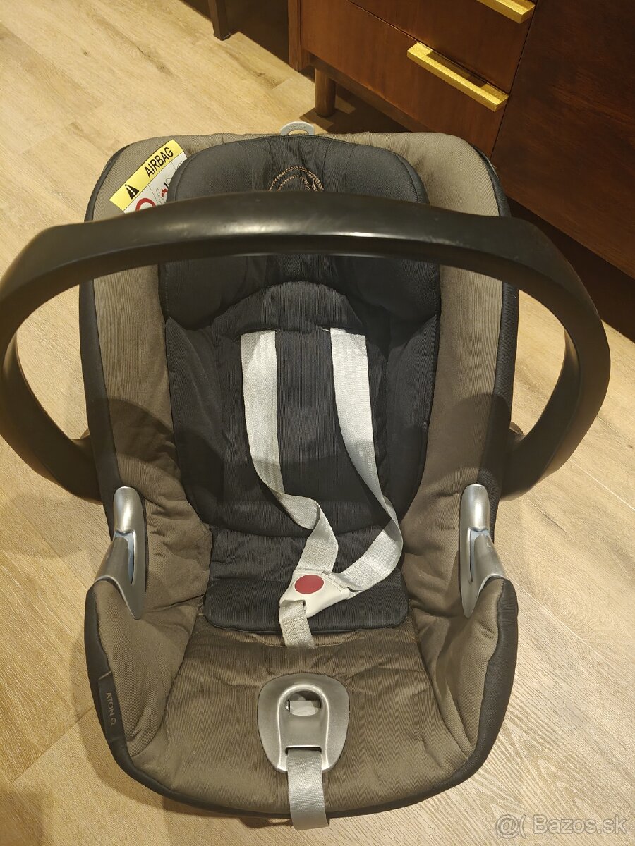 Cybex Aton Q vajicko s isofixom a novorodeneckou vlozkou