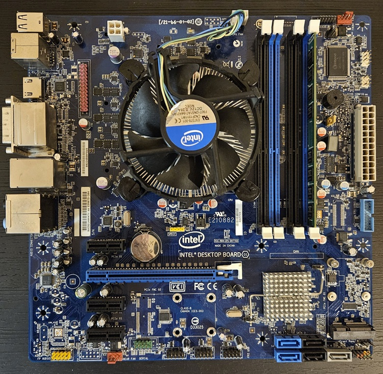 Intel DH77EB + i7 2600 + 8GB RAM