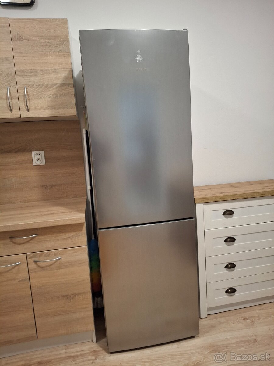Chladnička s mrazničkou BOSCH