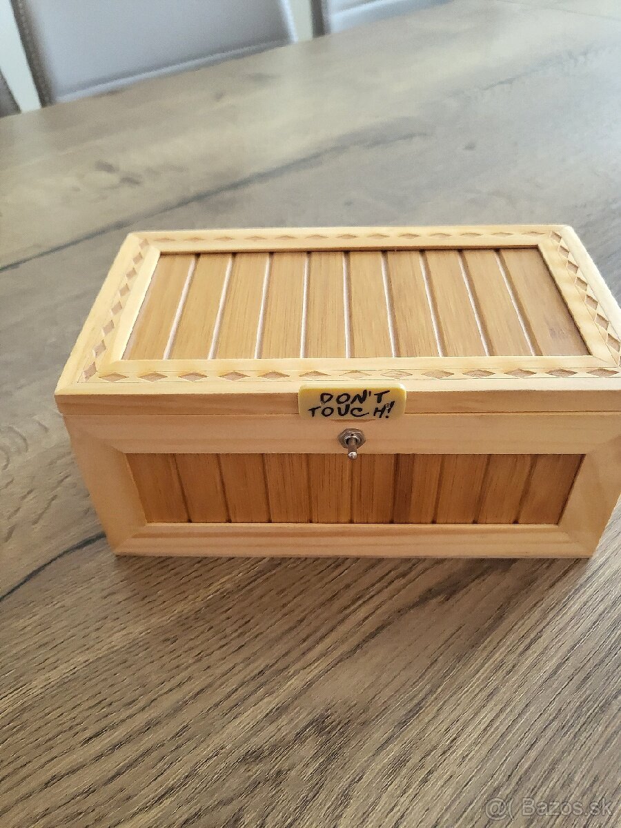 Zábavná Uselles box -zbytočná krabička