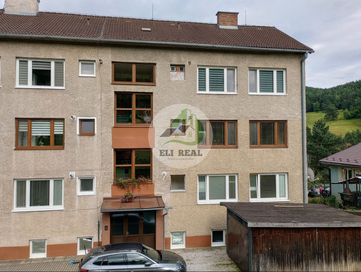 NA PREDAJ 3 izbový byt Mníšek nad Hnilcom