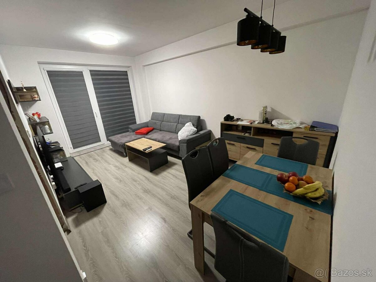 Prenájom 2 izbového bytu na Wuppertálskej ulici