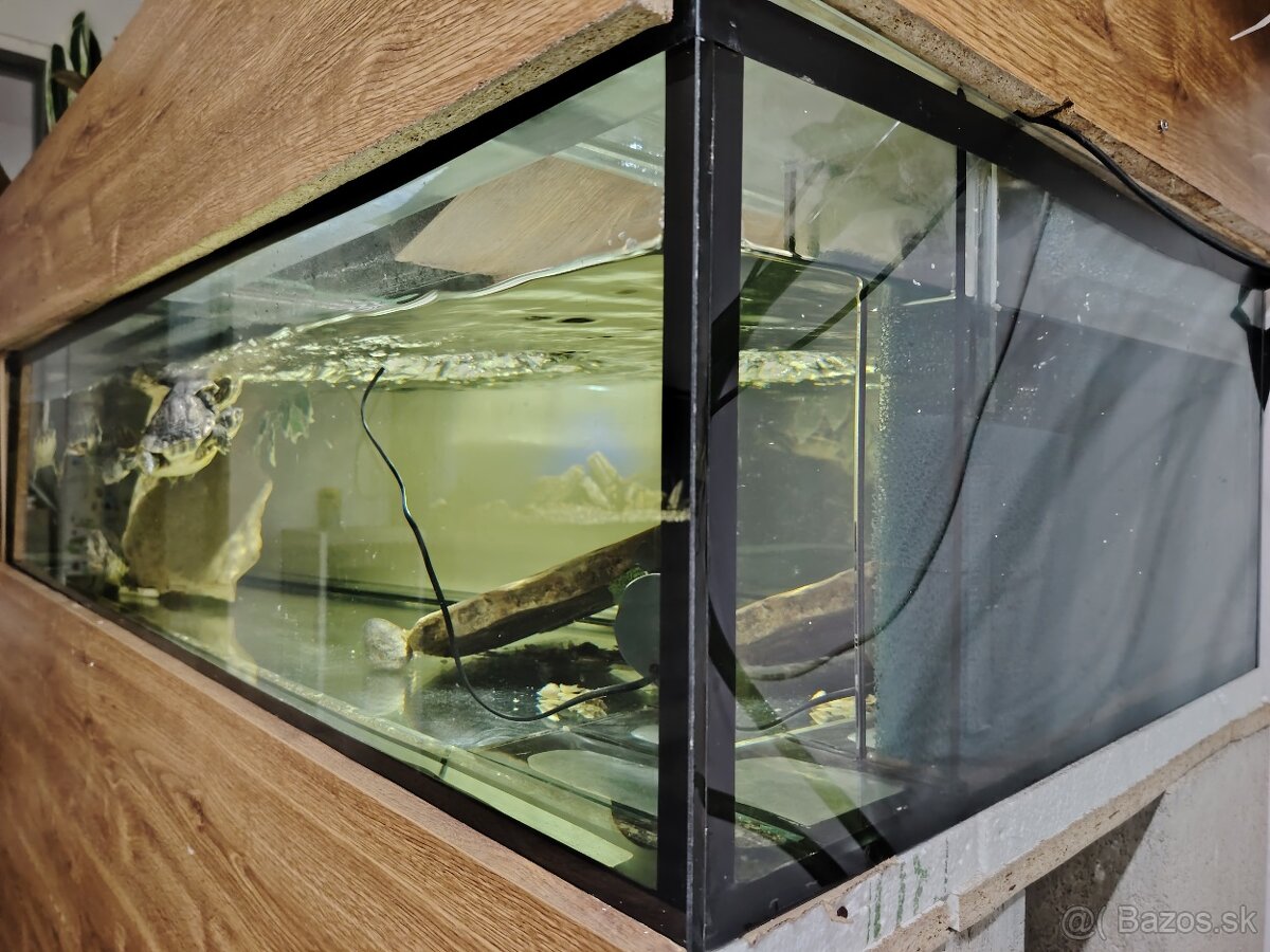 Predám akvárium