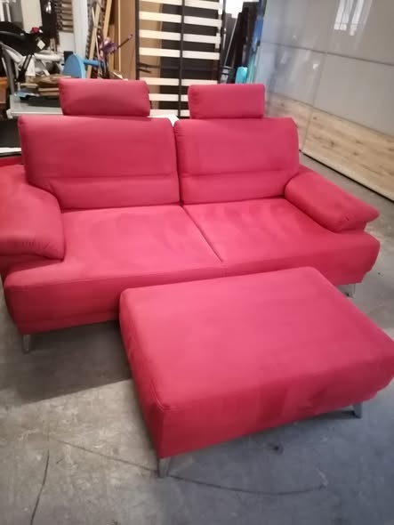 sedacka s taburetkou