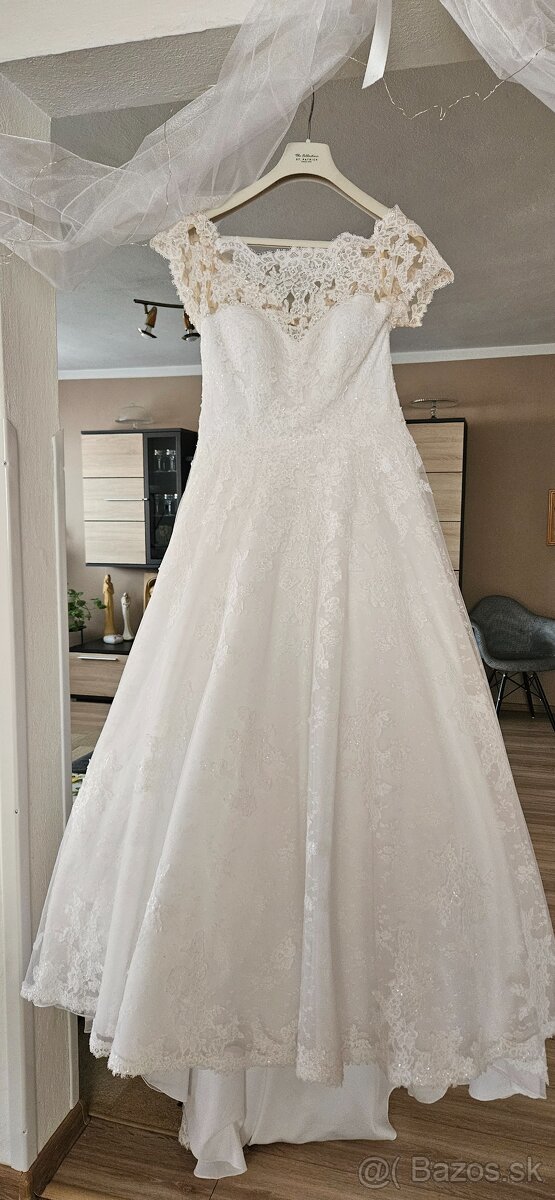 Predám svadobné šaty