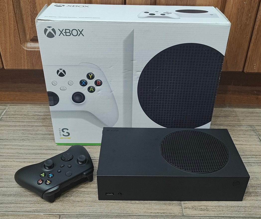Xbox Series S 1TB - ZÁRUKA do 11/2025