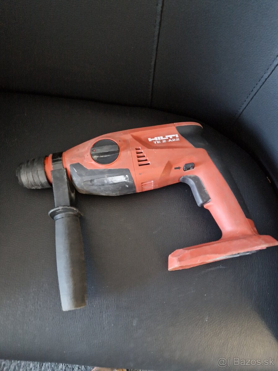 Predám Hilti Aku Vŕtačku TE 2 A22 v dobrom stave za mi