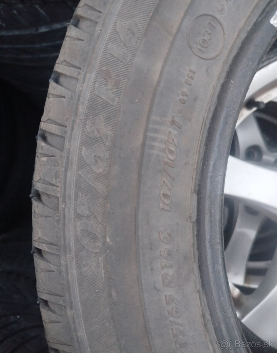 Predám pneumatiky 205/65 r16c