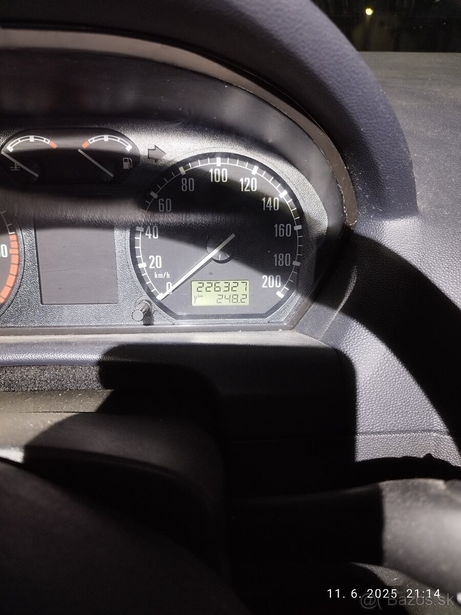Škoda Fabia 1,2 40kw r.v.2003