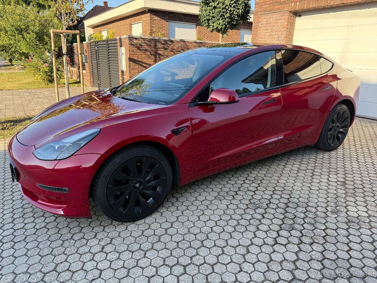 Tesla Model 3 Long Range Facelift-Tepelným čerpadlom 82kwh