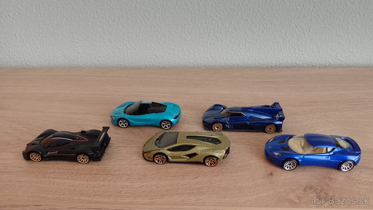 Matchbox & Hot Wheels šporťáky