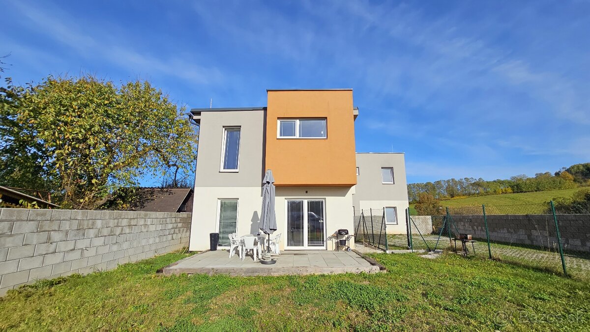 EXKLUZÍVNE Štýlový 4-izbový rodinný dom, 2 kúpeľne,