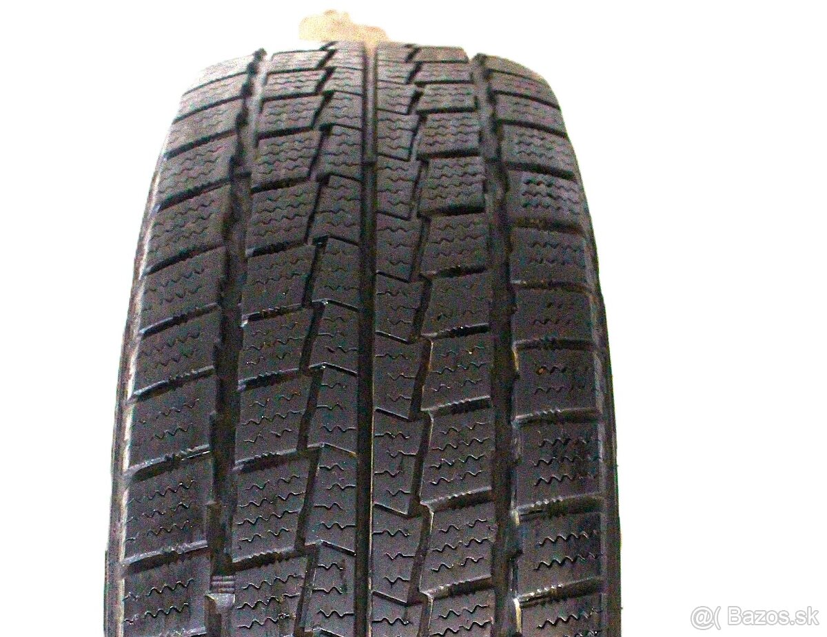 HANKOOK....Zimné Pneumatiky..215/70 r15c.../Záťažové/..6mm