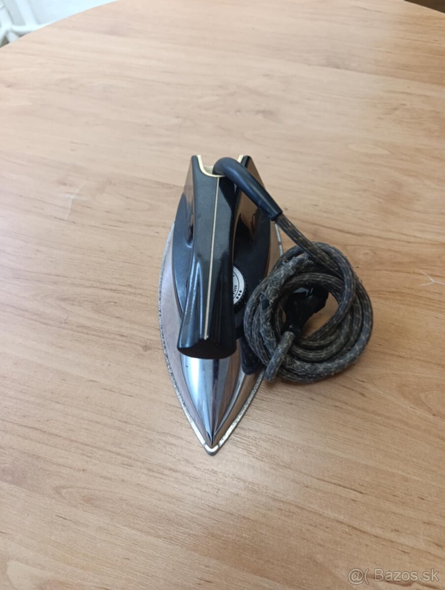 Retro žehlička