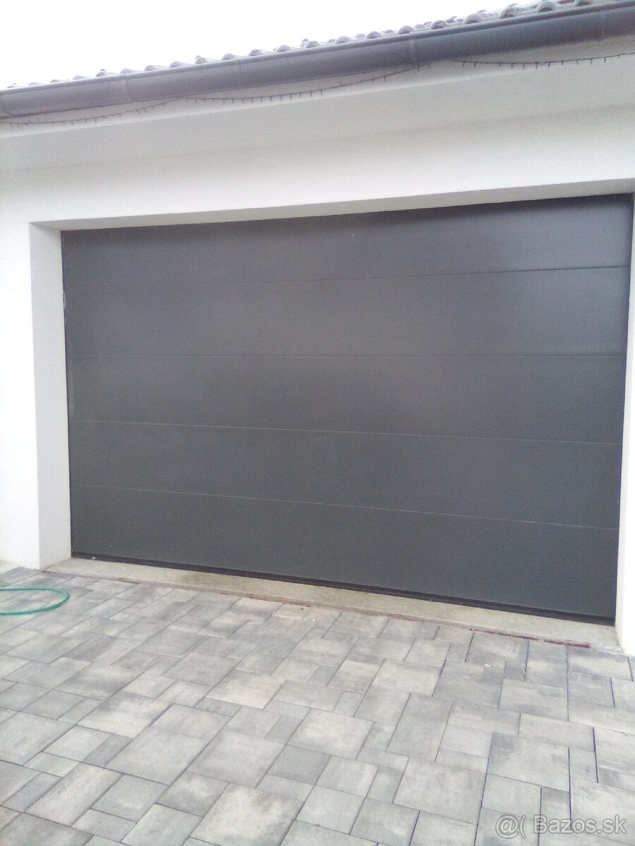 Garážová brana