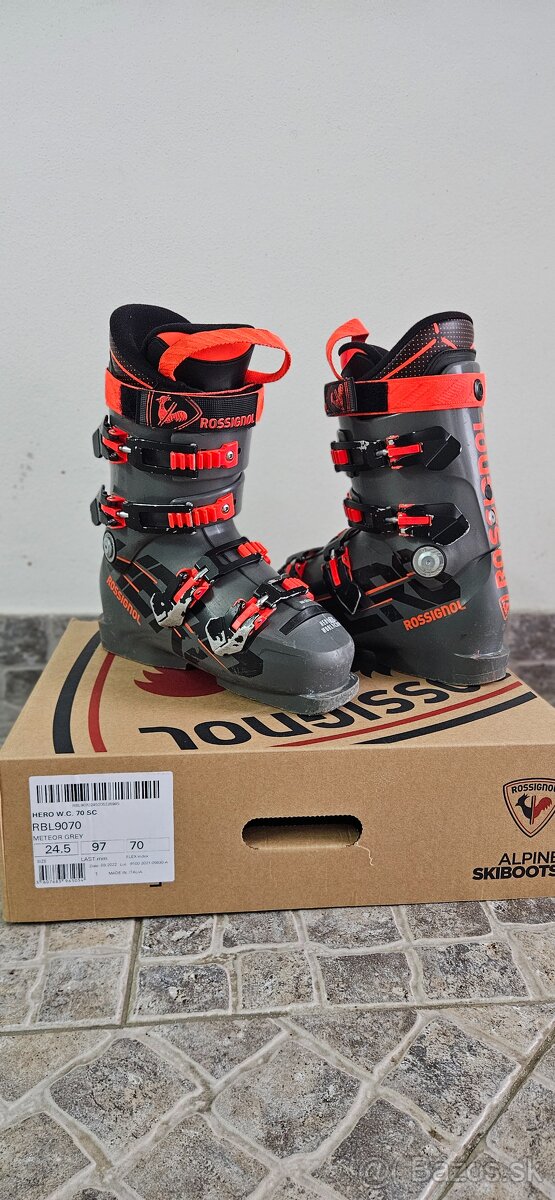 Lyžiarky Rossignol Hero World Cup 70 SC veľkosť 24.5