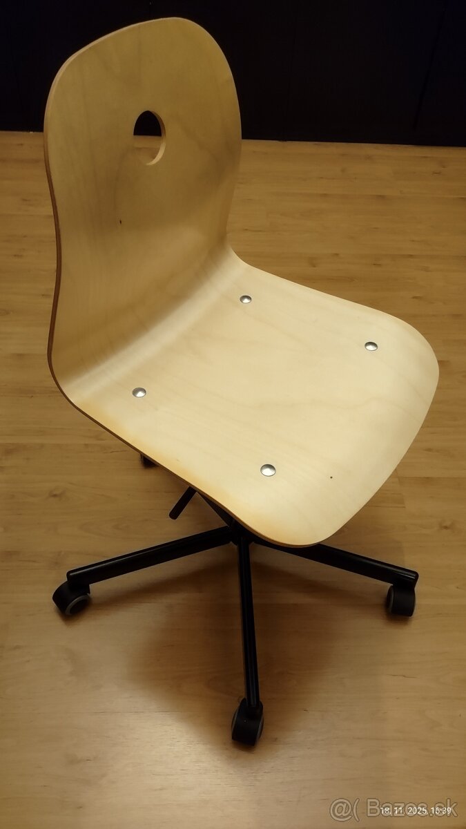 Kancelárska stolička IKEA