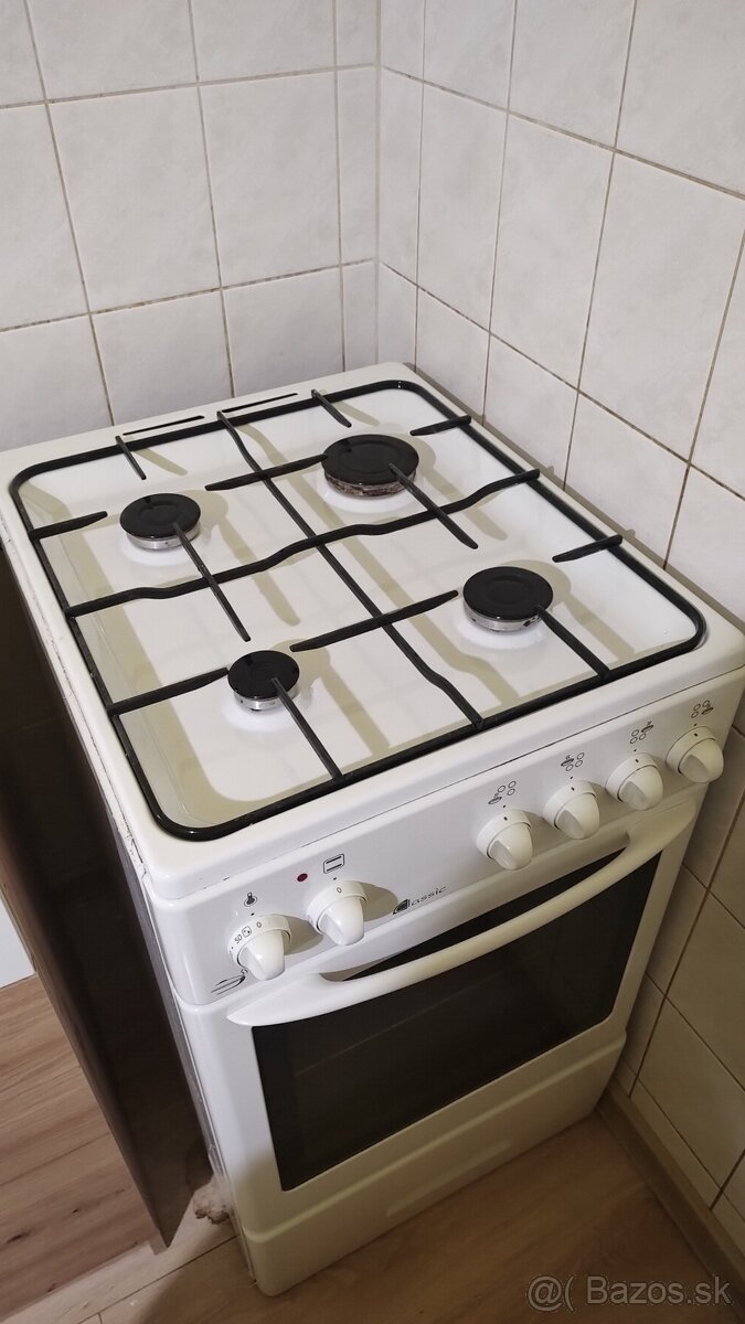 Plynový sporák Mora